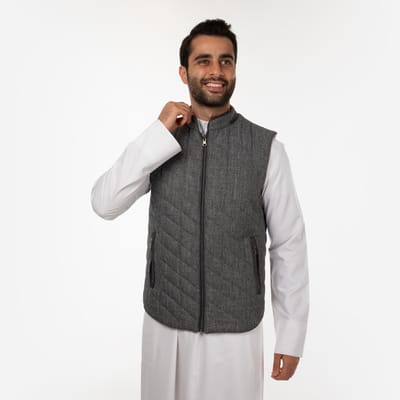 Kwd vest store