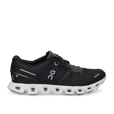 Buy Cloud 5 Sneakers Black Online in United Arab Emirates