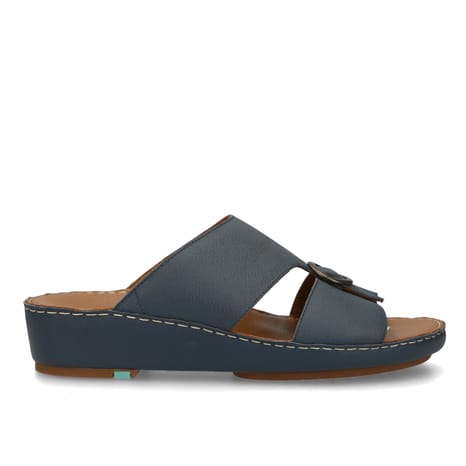 Boutiqaat Online Shopping For Men In Qatar Buy Footwear Apparel Fragrances More