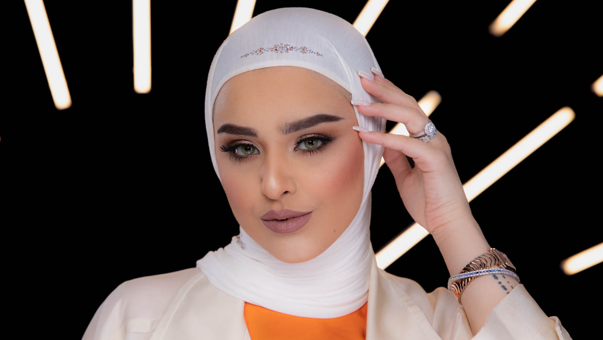 Bronzed Glam Makeup Look With Aisha Alwali x Masa
