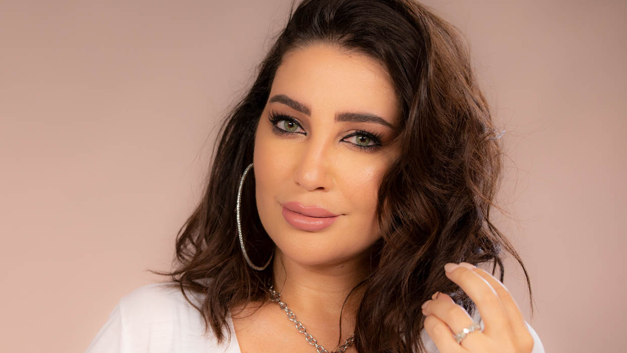 Makeup Tutorial With Amal Al Anbary
