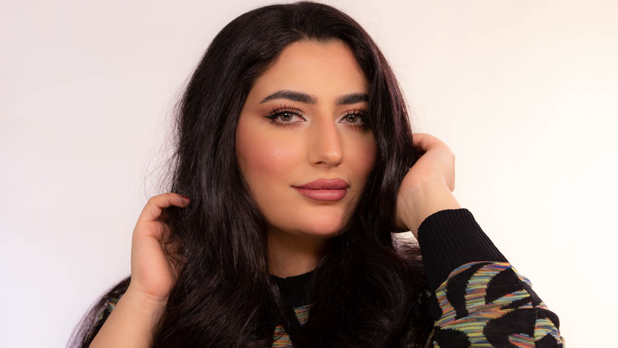 Makeup Tutorial With Marwa Alsabbagah