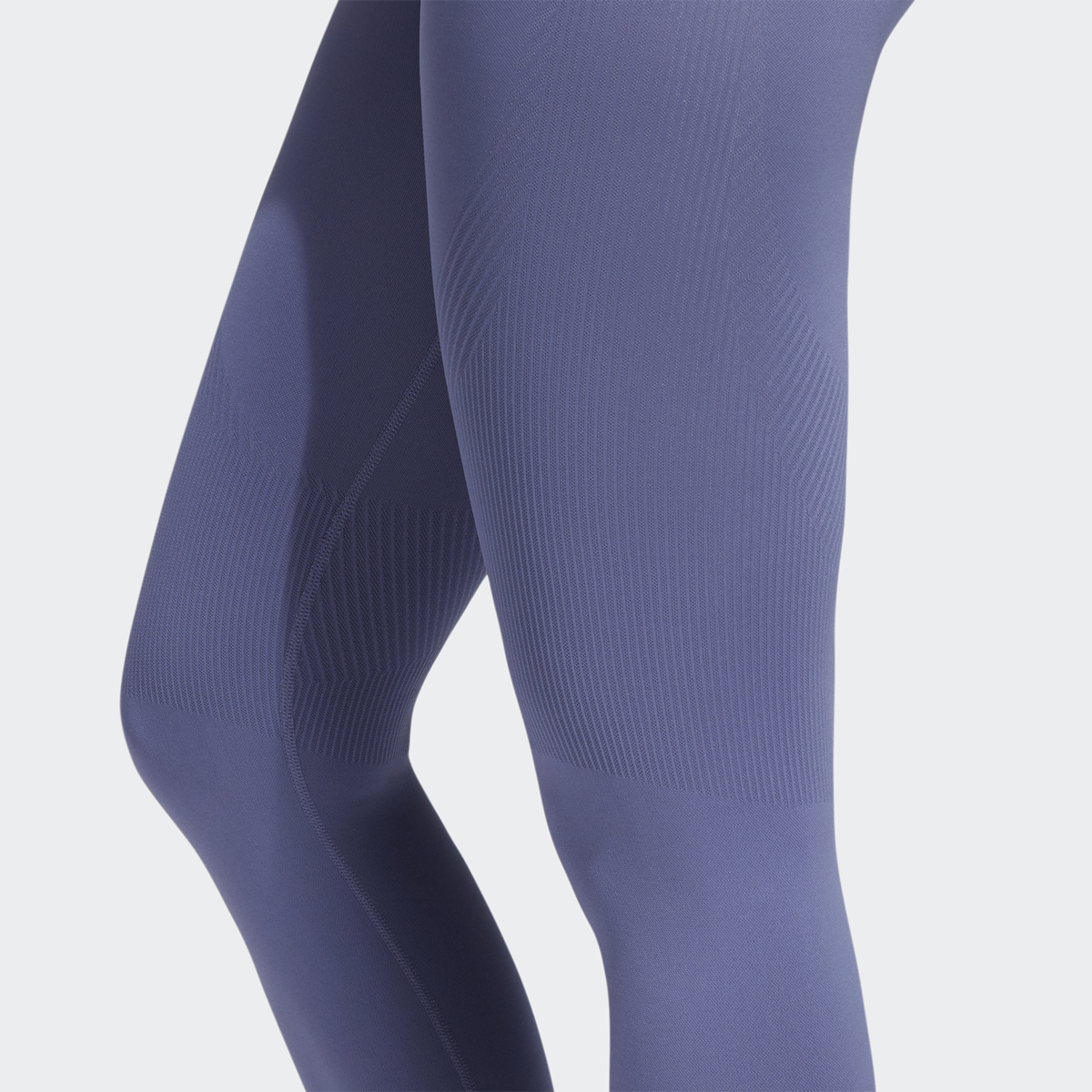 Buy Aeroknit 7/8 High Rise Tights - Purple Online in Saudi Arabia