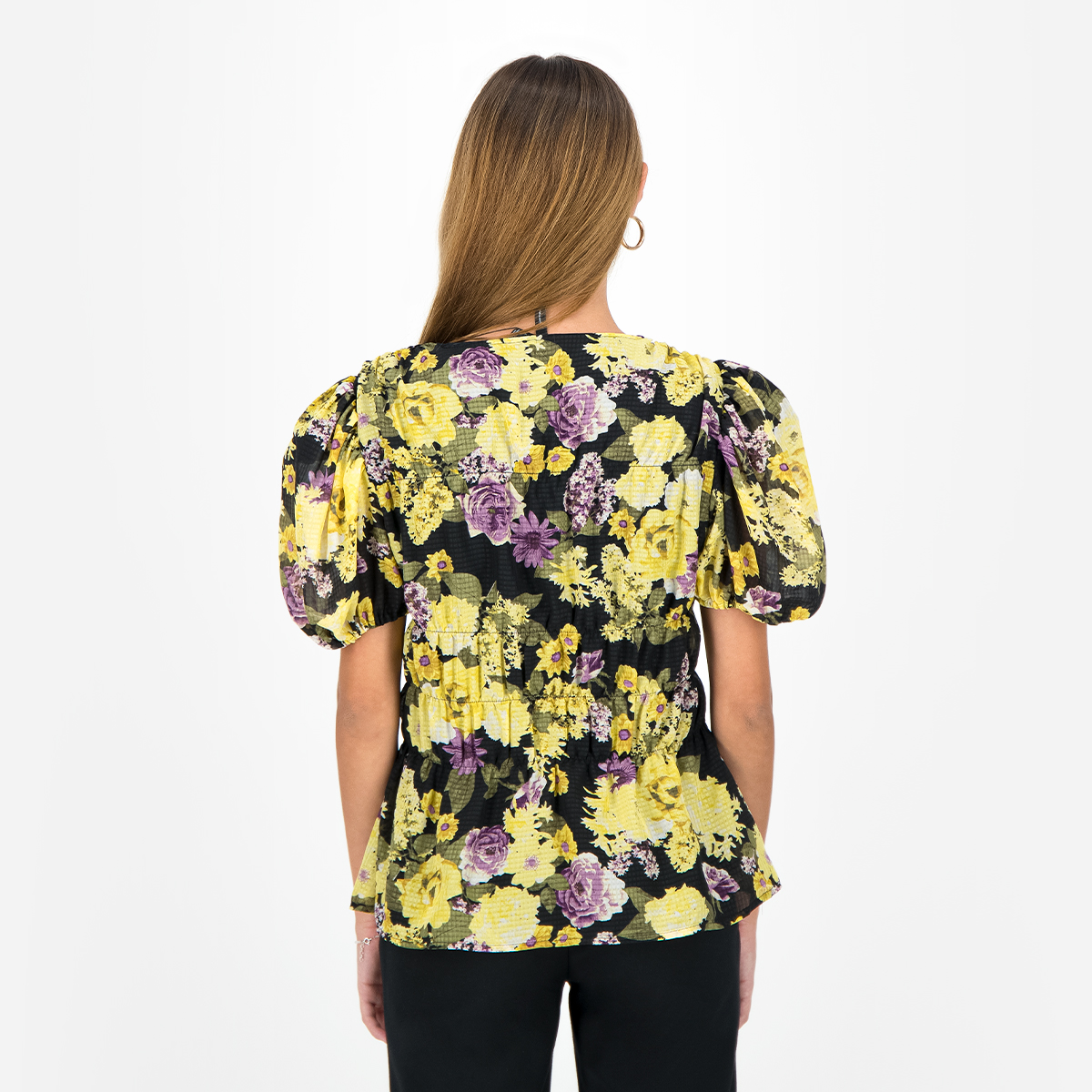 black blouse with balloon sleeves