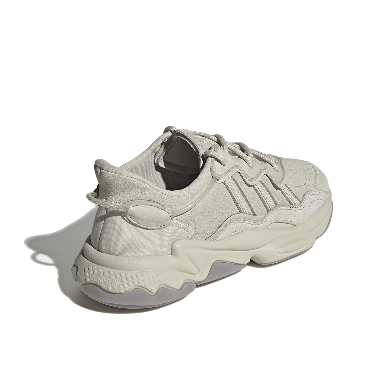 Ozweego off outlet white