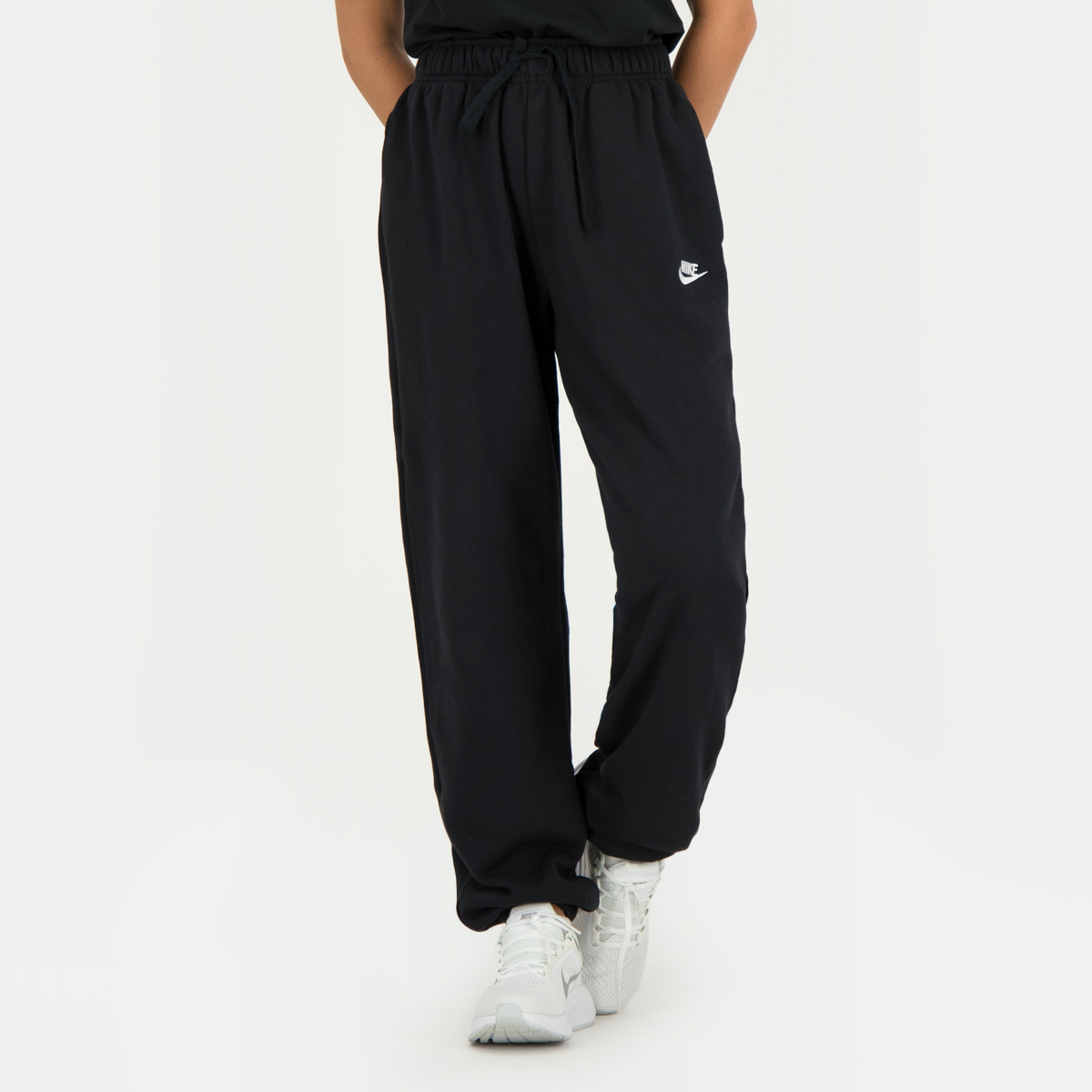 Buy Club Fleece Mid-Rise Oversized Sweatpants - Black Online in United Arab  Emirates