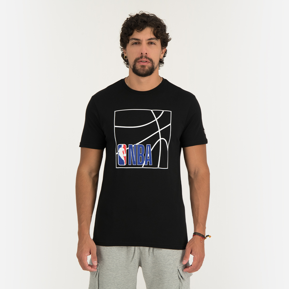 Buy NBA Logo Court Graphic T-Shirt - Black Online in Kuwait | Boutiqaat
