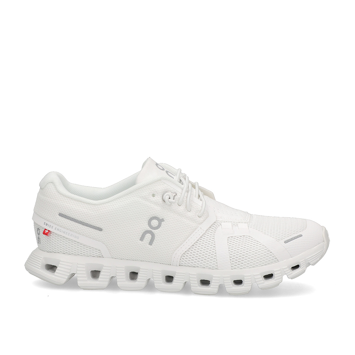 Buy Cloud 5 Sneakers - White Online in Kuwait | Boutiqaat