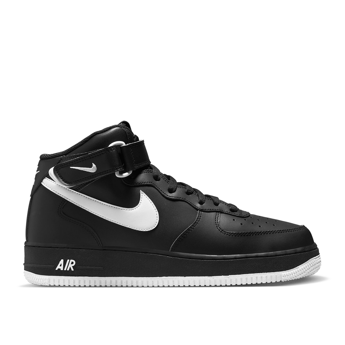 Buy Air Force 1 Mid '07 Sneakers - Black Online in Kuwait | Boutiqaat