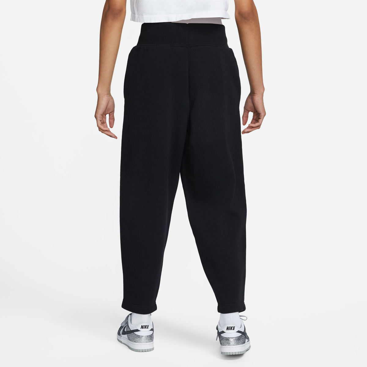 Buy Phoenix Fleece Curved Sweatpants - Black Online in Saudi Arabia