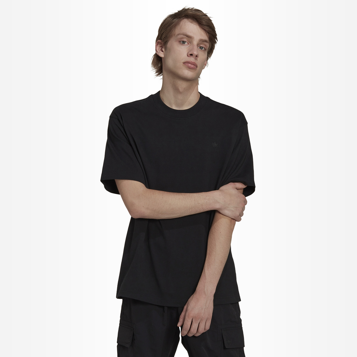 Buy Adicolor Contempo T-Shirt - Black Online in Qatar | Boutiqaat
