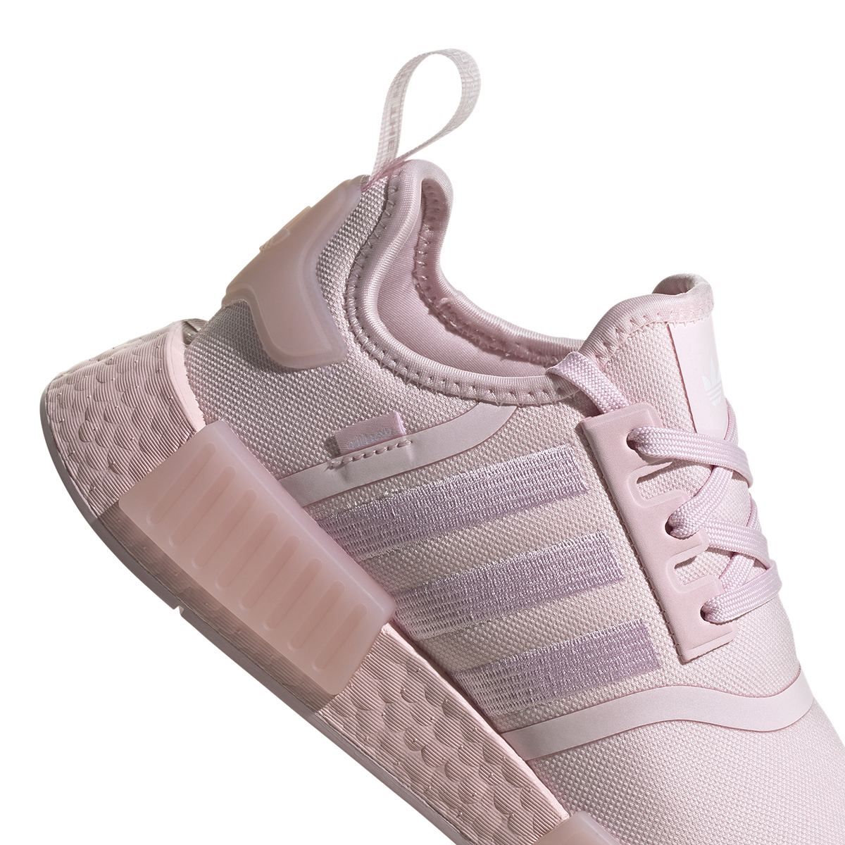 Originals women's clearance nmd_r1 shoes pink