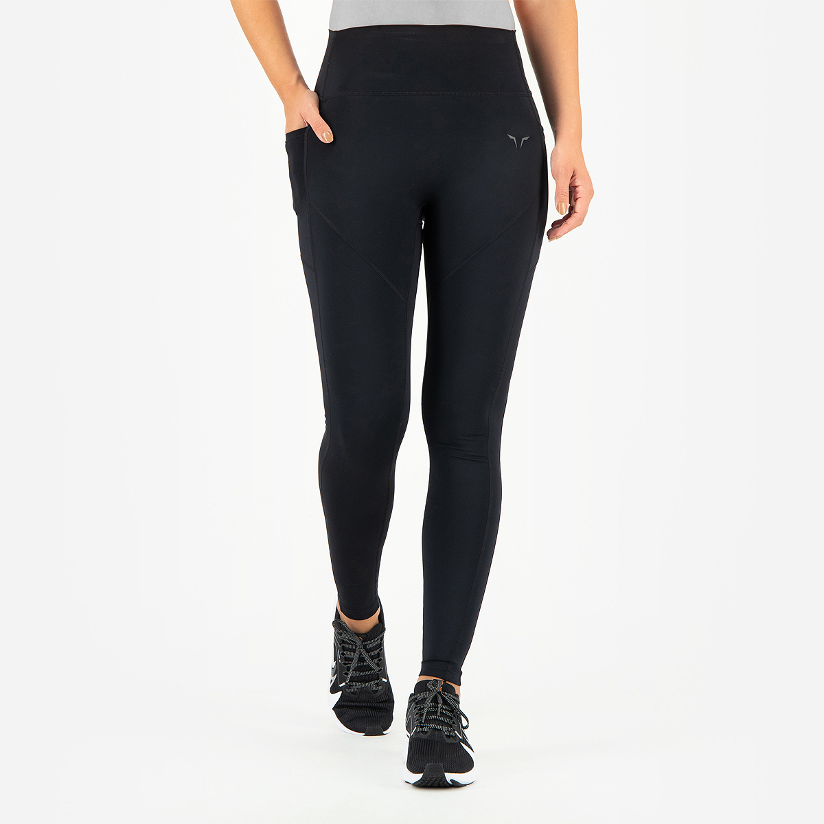 Buy Essential Full Length Leggings - Black Online in Saudi Arabia