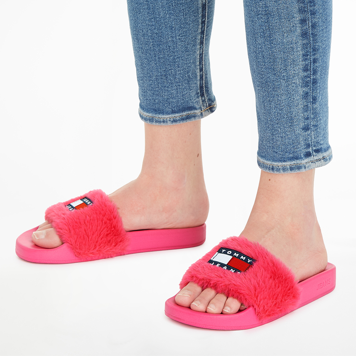 Buy Faux Fur Pool Slides Pink Online in Saudi Arabia Boutiqaat