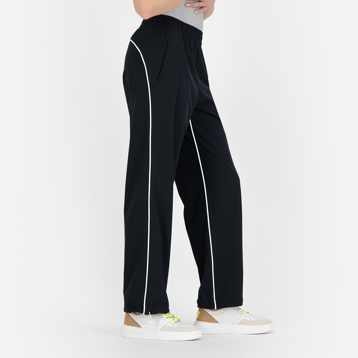 Relaxed Parachute Pants, black