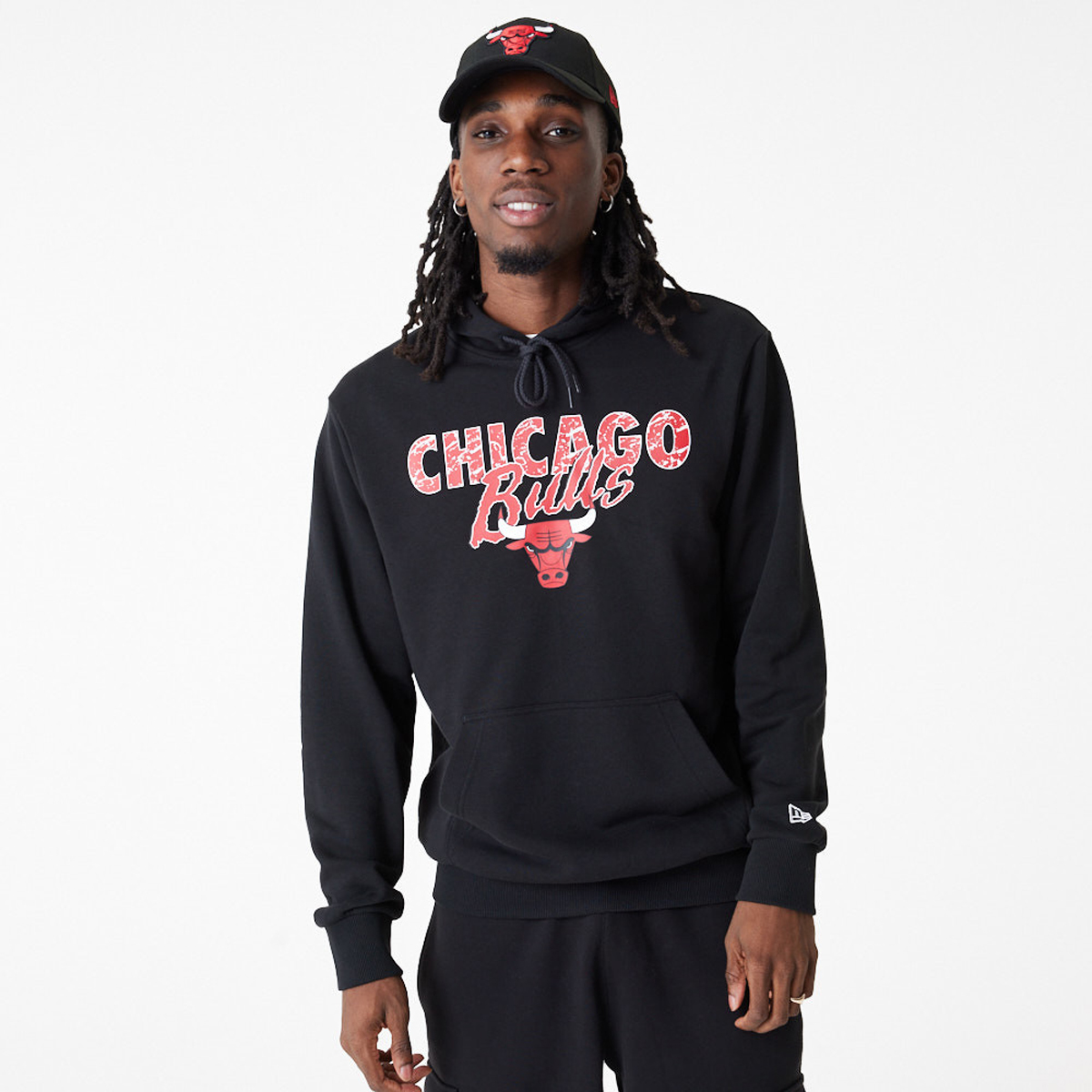 Chicago bulls hotsell black hoodie