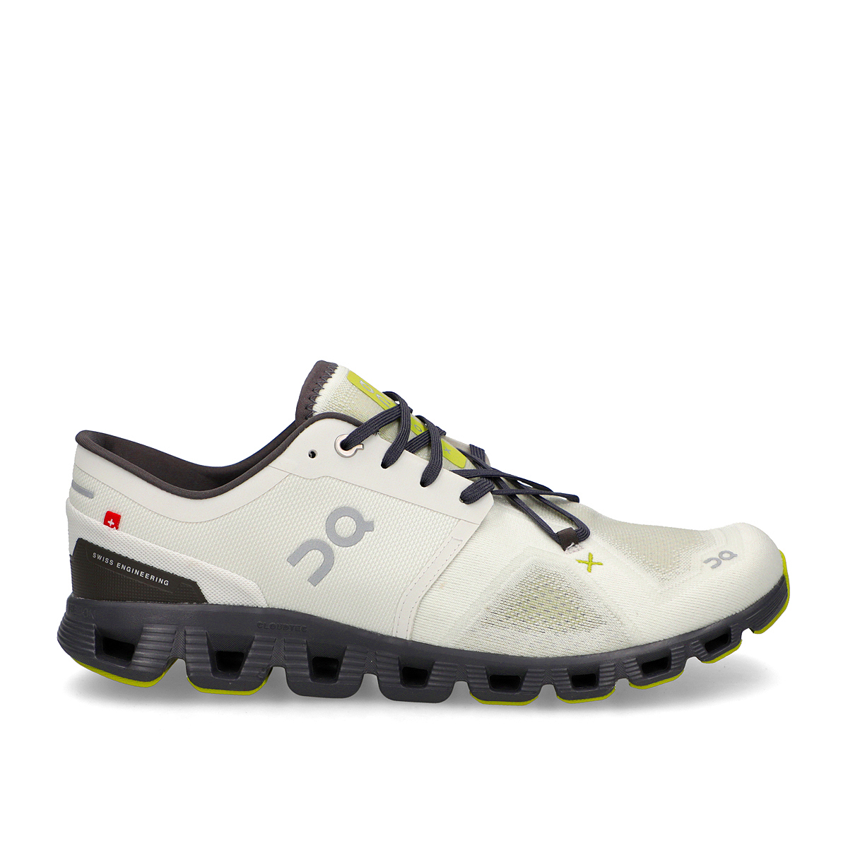 Buy Cloud X 3 Running Shoes - Multicolour Online in Kuwait | Boutiqaat