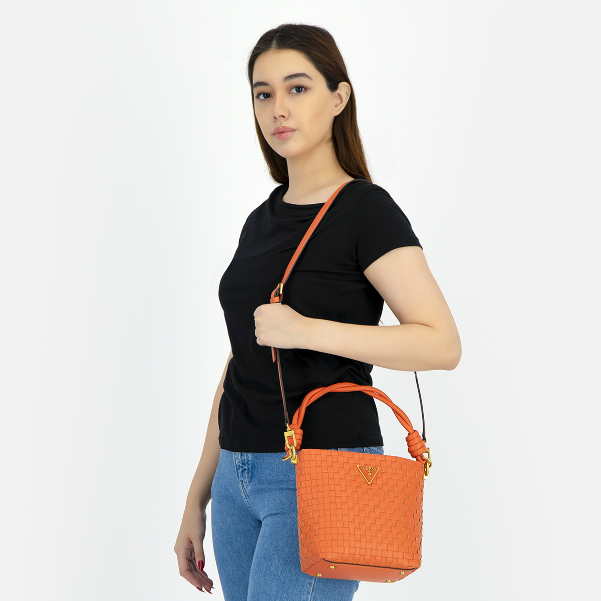 Buy Lisbet Bucket Bag - Orange Online in Oman | Boutiqaat
